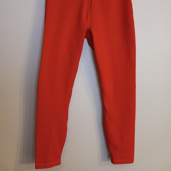 Fabletics Powerhold leggings Size Small new without tags - Picture 2 of 3
